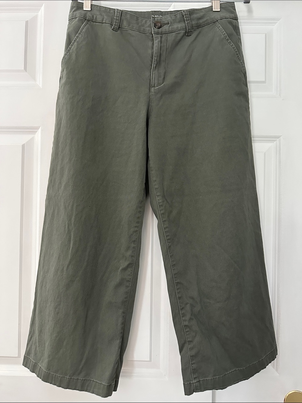 a.n.a. Wide Leg High Rise Cropped Capri Pant, Sz 10